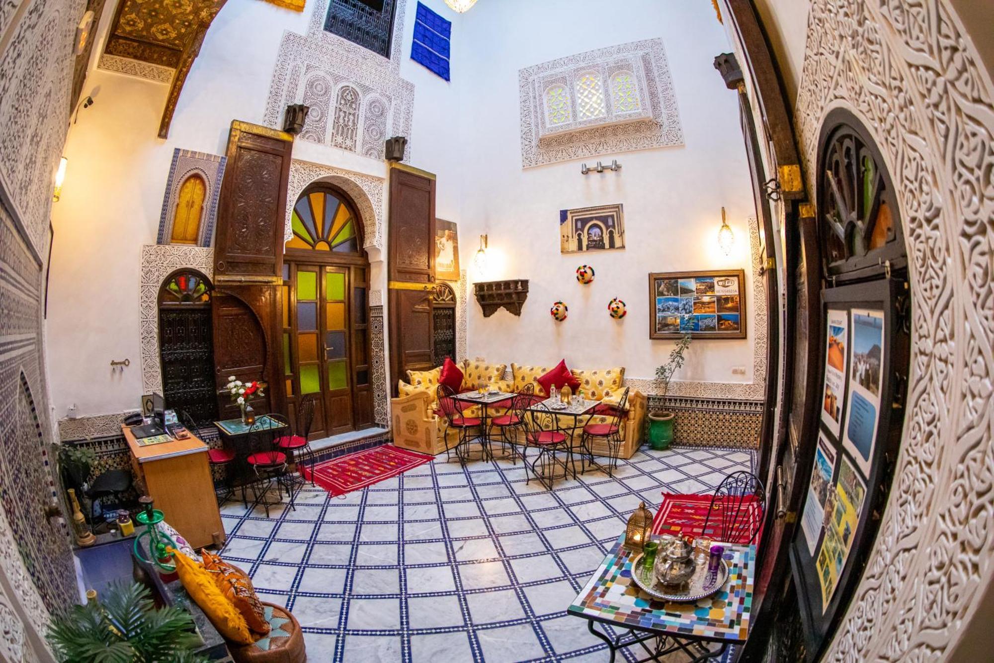 פס Riad Lalamoune מראה חיצוני תמונה