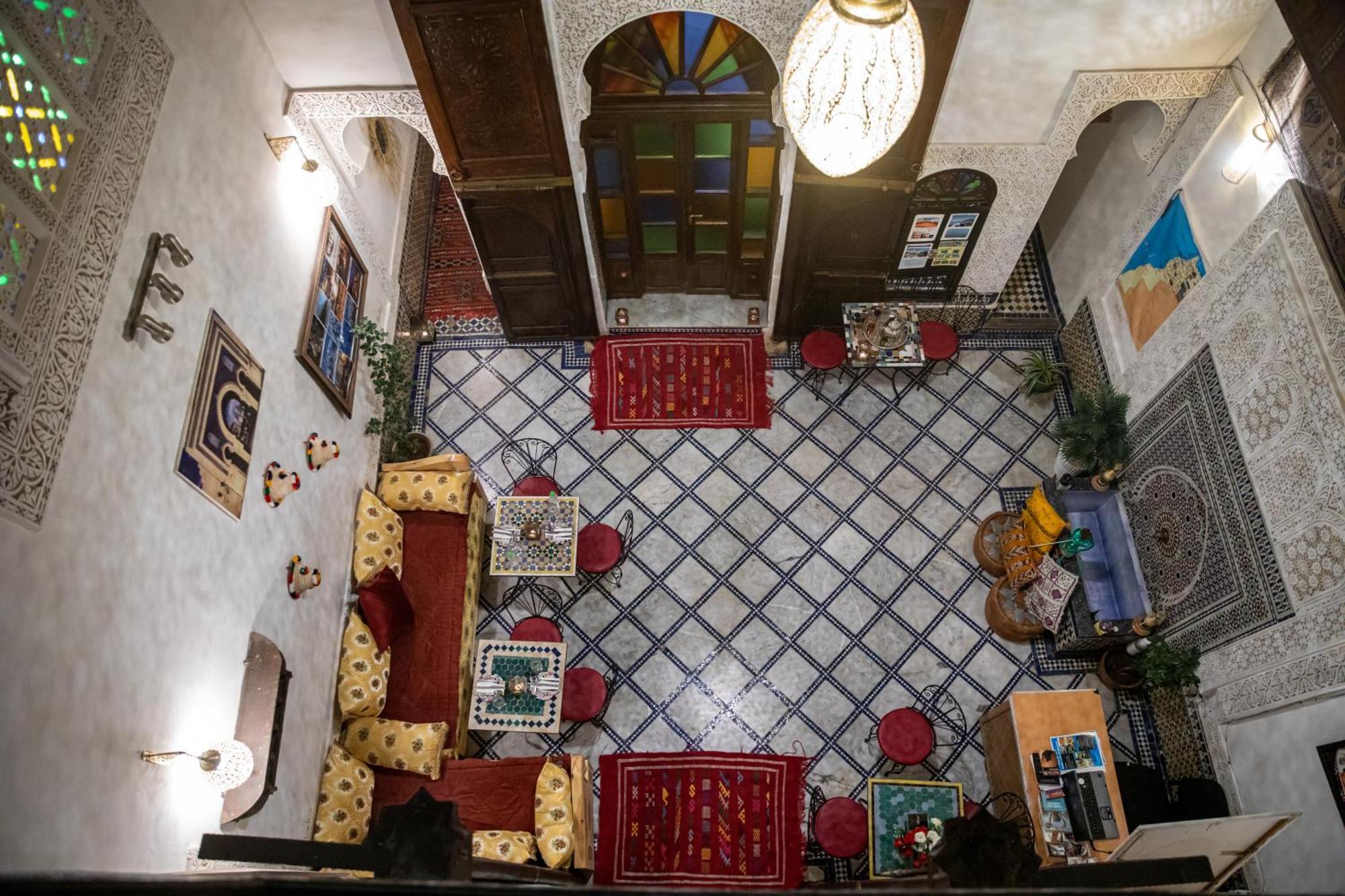 פס Riad Lalamoune מראה חיצוני תמונה
