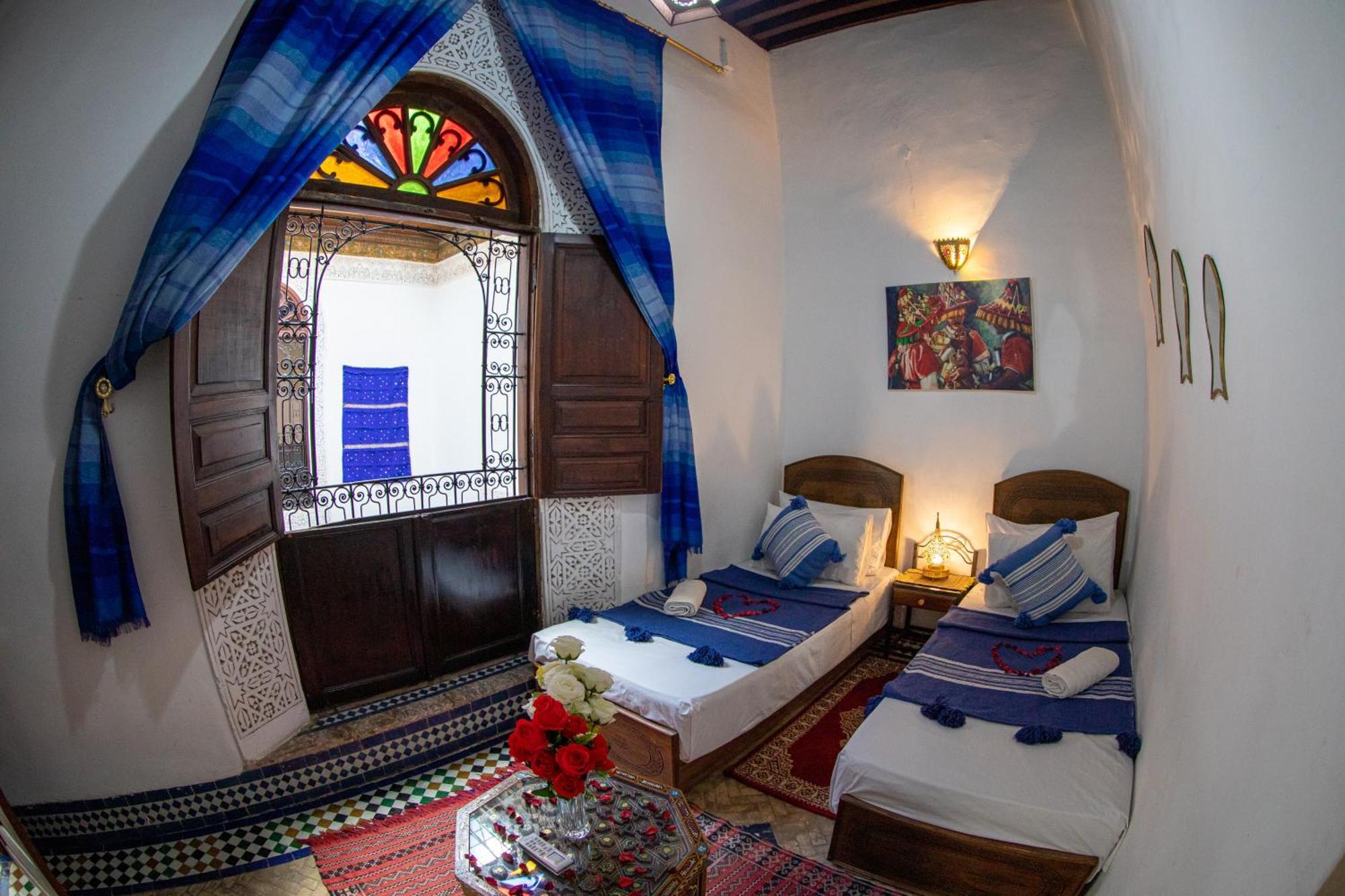פס Riad Lalamoune מראה חיצוני תמונה