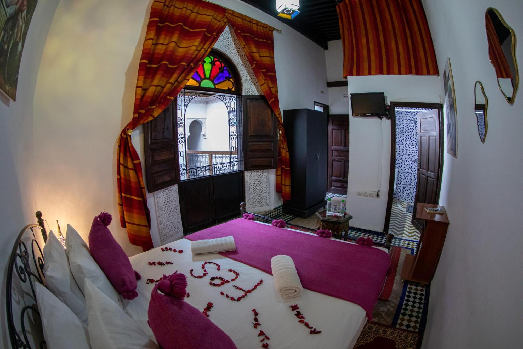 פס Riad Lalamoune מראה חיצוני תמונה